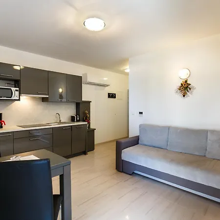 Aria Apartament *