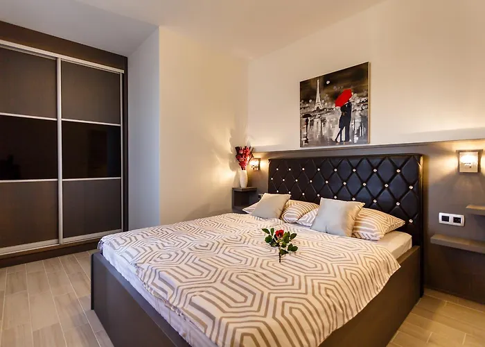 Aria * Малинска